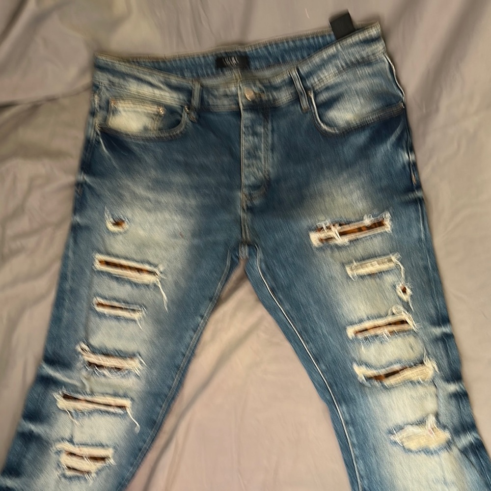 Men's Distressed Blue Jeans
